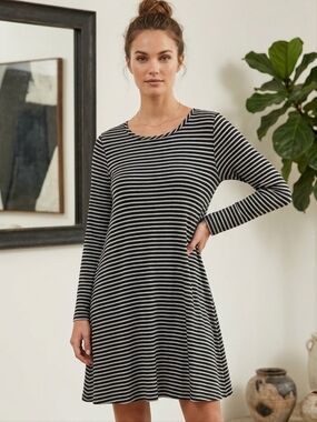 Pinc Monochrome Striped Long Sleeve Dress